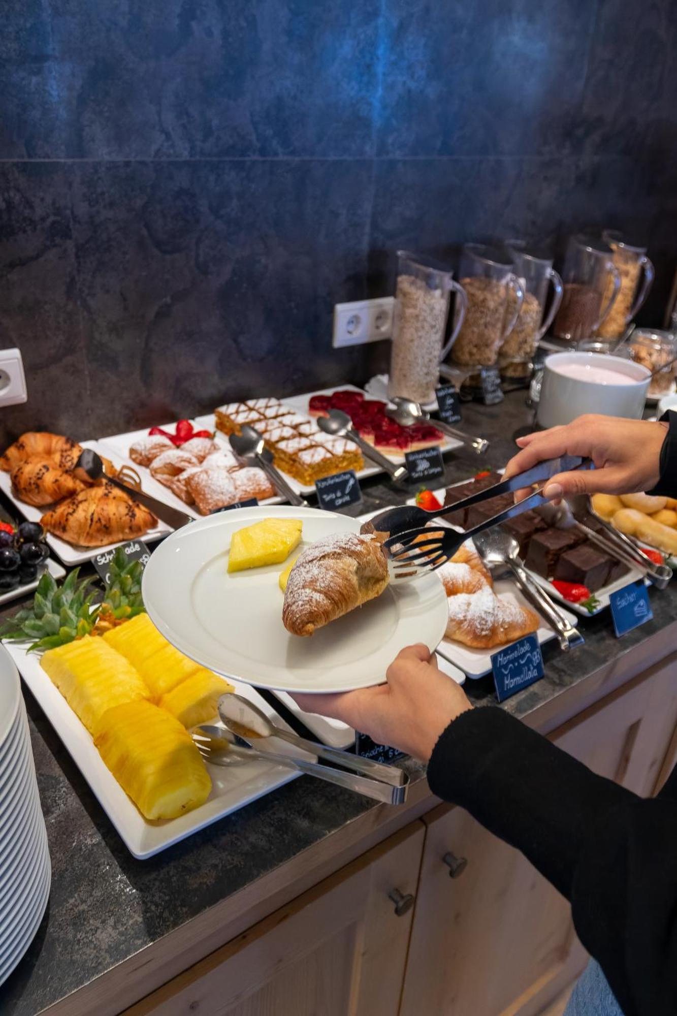 Zin Senfter Residence 산칸디도 외부 사진